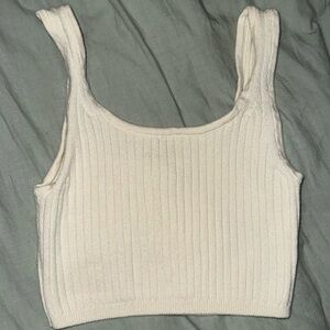 Aritzia -Wilfred Crop top in Cream size S